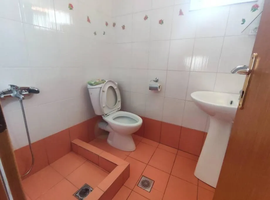 Apartment Stylish Modern Maisonette Thessaloniki
